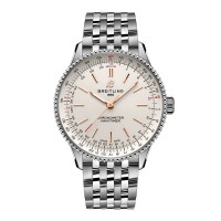 Copie de femme Breitling Navitimer 36 mm argentée A17327211G1A1